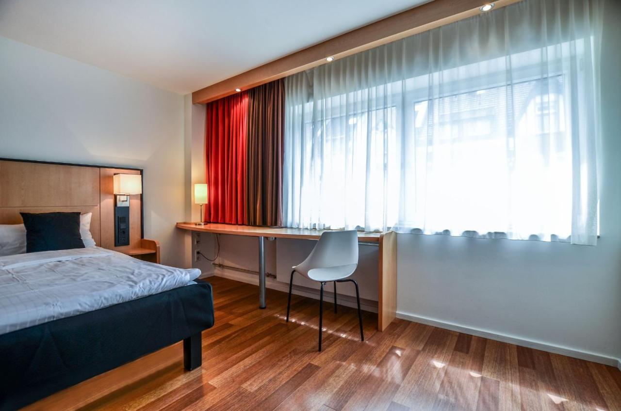 Stay Lev Hotel Leverkusen Eksteriør billede