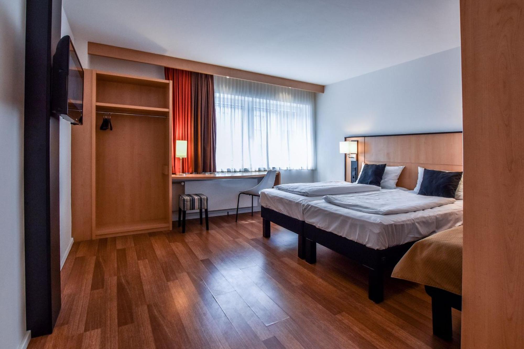 Stay Lev Hotel Leverkusen Eksteriør billede
